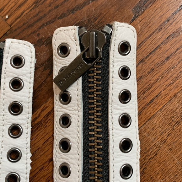 Dr. Martens white leather zip-up lace ins - Picture 2 of 2